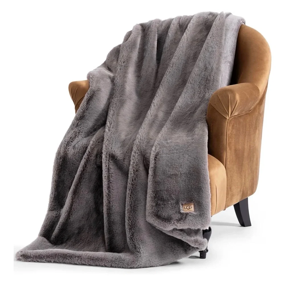 UGG Luxurious Duffield Holiday Throw Blanket